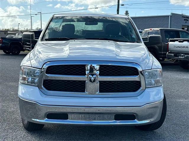 2022 RAM 1500 Classic SLT Crew Cab 4x2 57 Box