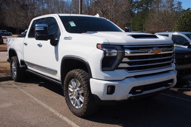 2024 Chevrolet Silverado 2500HD 4WD Crew Cab Standard Bed High Country