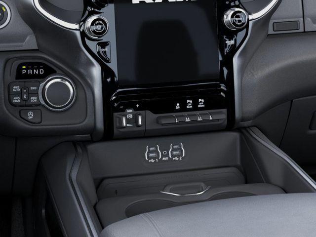 2025 Ram 1500 Big Horn Crew Cab 4x4 57 Box