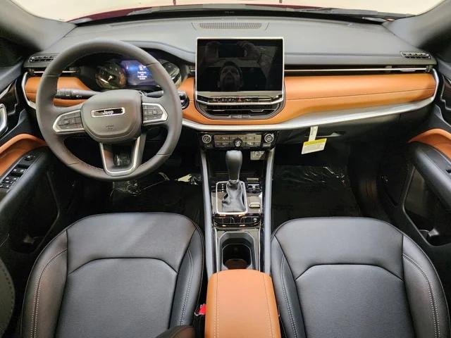 2025 Jeep Compass COMPASS LIMITED 4X4