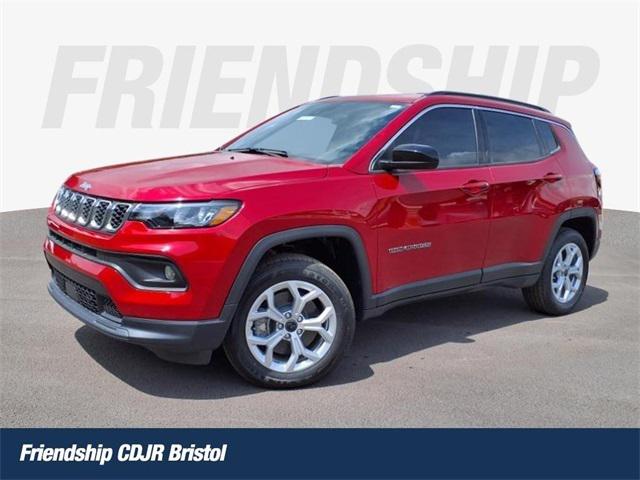 2025 Jeep Compass COMPASS LATITUDE 4X4