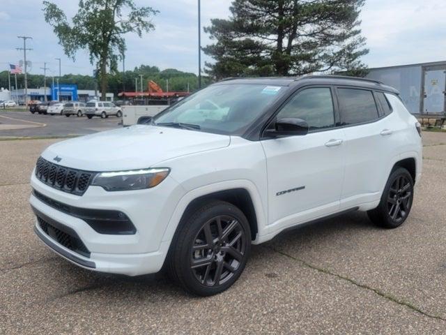 2025 Jeep Compass COMPASS LIMITED 4X4