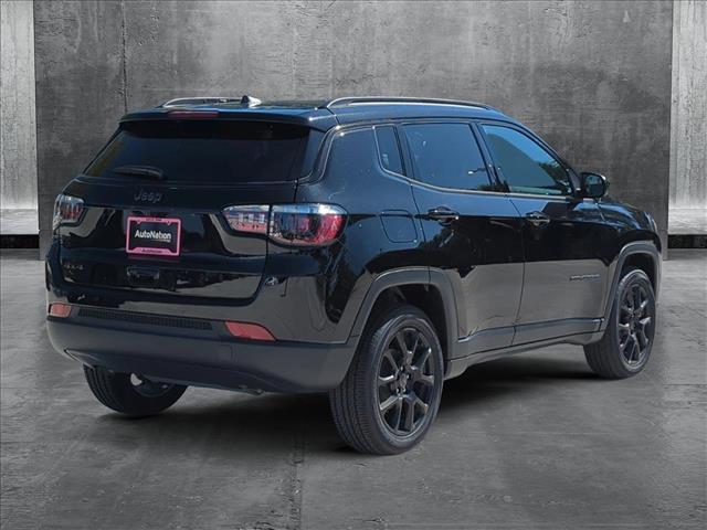 2025 Jeep Compass COMPASS LATITUDE 4X4