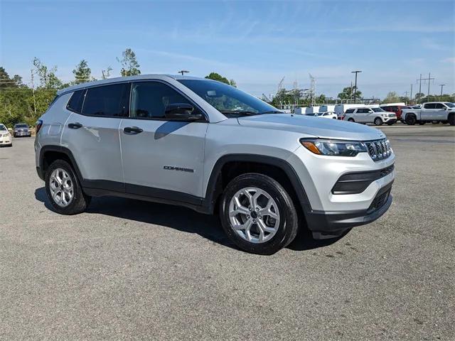 2025 Jeep Compass COMPASS SPORT 4X4