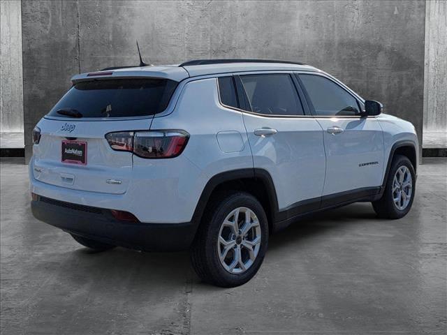 2025 Jeep Compass COMPASS LATITUDE 4X4