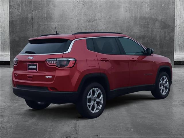 2025 Jeep Compass COMPASS LATITUDE 4X4