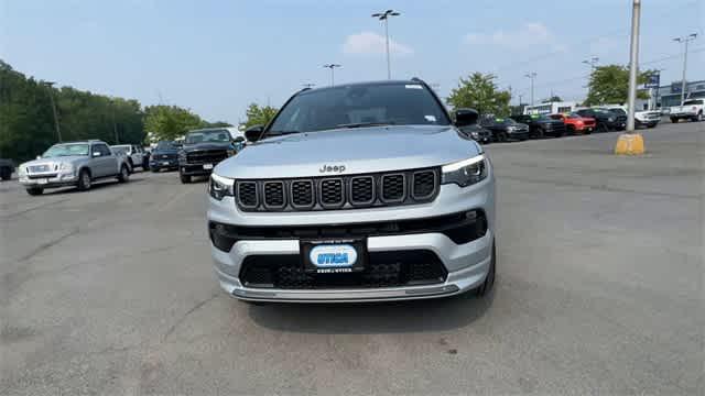 2025 Jeep Compass COMPASS LIMITED 4X4