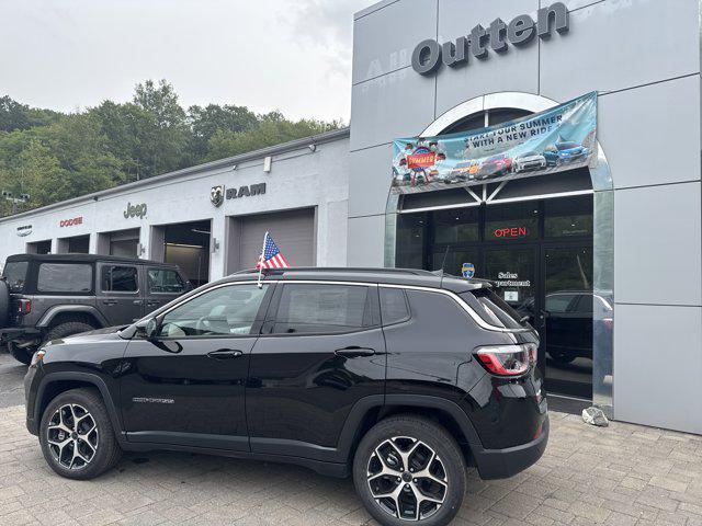 2025 Jeep Compass COMPASS LIMITED 4X4