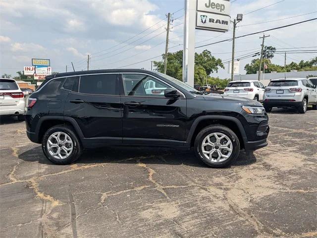 2025 Jeep Compass COMPASS SPORT 4X4