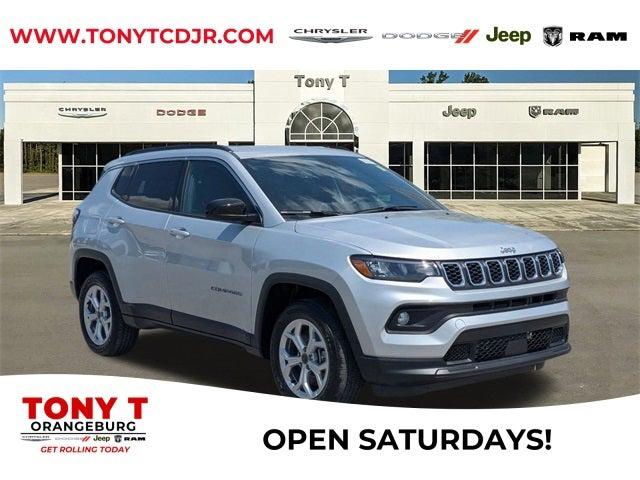 2025 Jeep Compass COMPASS LATITUDE 4X4