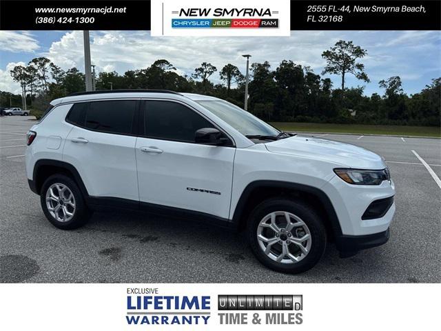 2025 Jeep Compass COMPASS LATITUDE 4X4