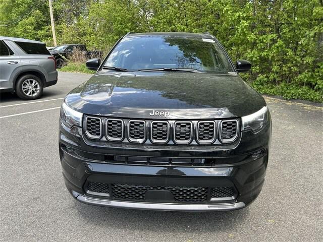 2025 Jeep Compass COMPASS LIMITED 4X4