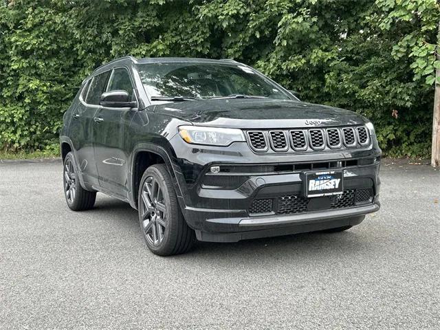 2025 Jeep Compass COMPASS LIMITED 4X4