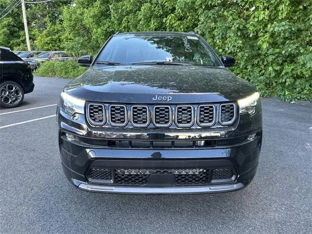 2025 Jeep Compass COMPASS LIMITED 4X4