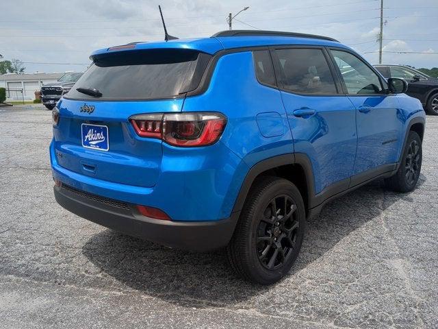 2025 Jeep Compass COMPASS LATITUDE 4X4