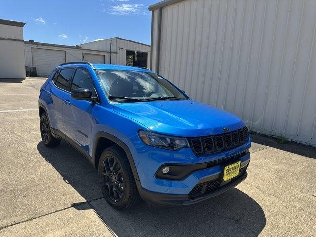 2025 Jeep Compass COMPASS LATITUDE 4X4