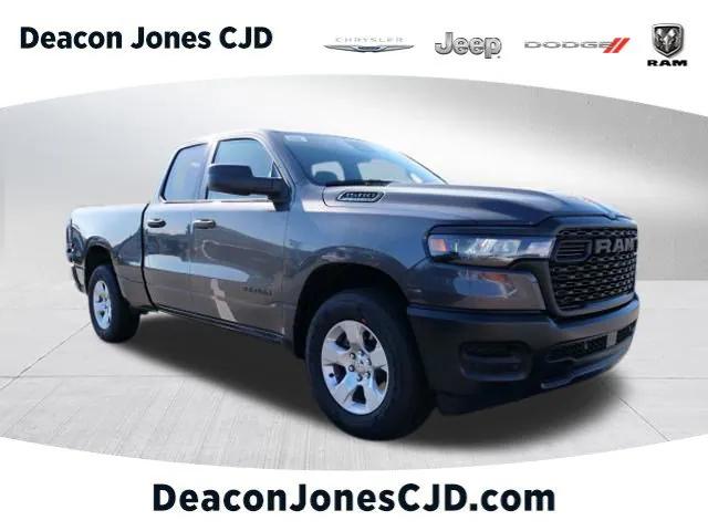 2025 RAM Ram 1500 RAM 1500 TRADESMAN QUAD CAB 4X2 64 BOX
