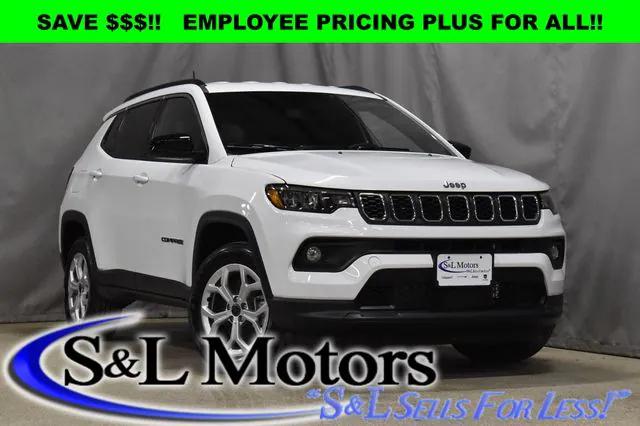 2025 Jeep Compass COMPASS LATITUDE 4X4