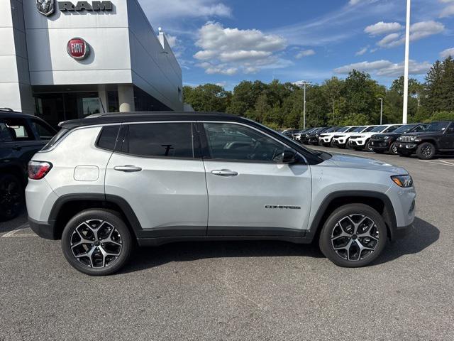 2025 Jeep Compass COMPASS LIMITED 4X4