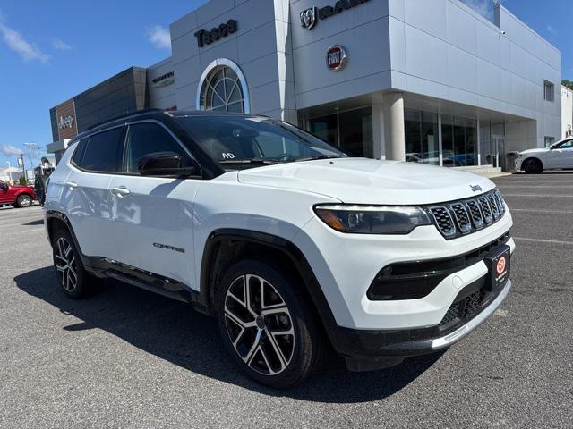 2025 Jeep Compass COMPASS LIMITED 4X4