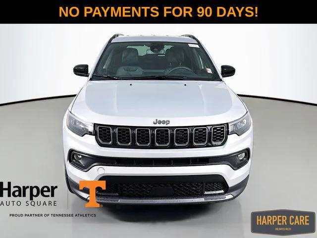 2025 Jeep Compass COMPASS LATITUDE 4X4