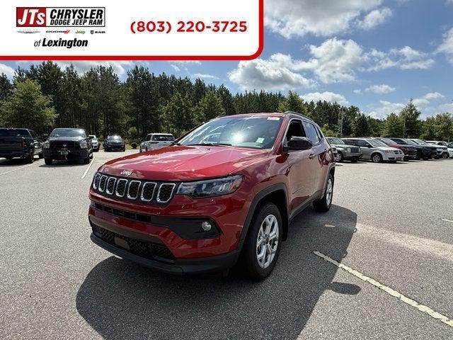 2025 Jeep Compass COMPASS LATITUDE 4X4