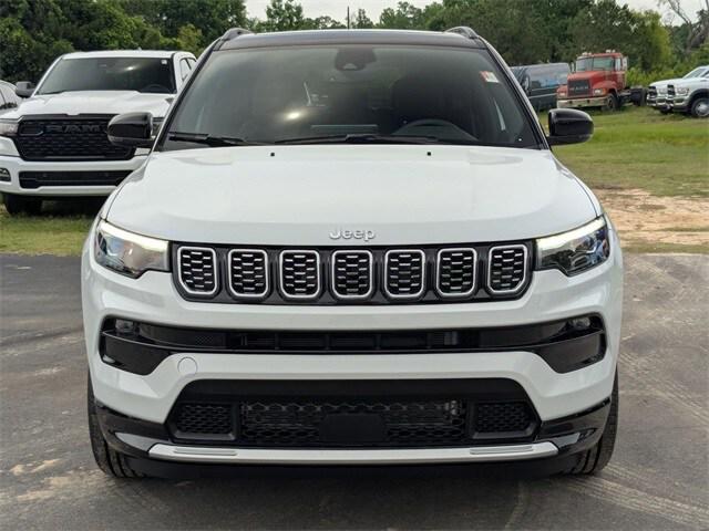 2025 Jeep Compass COMPASS LIMITED 4X4