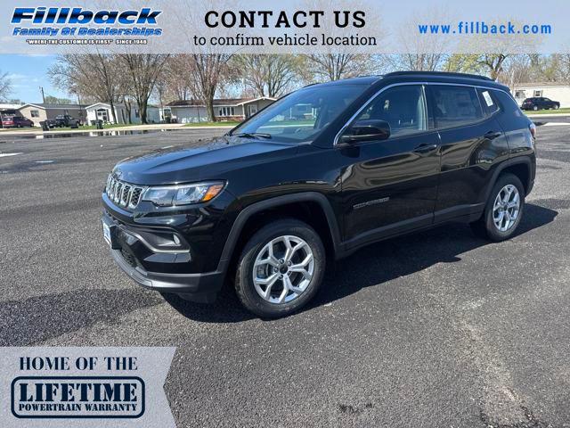 2025 Jeep Compass COMPASS LATITUDE 4X4