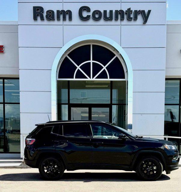 2025 Jeep Compass COMPASS LATITUDE 4X4