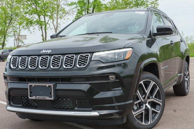 2025 Jeep Compass COMPASS LIMITED 4X4