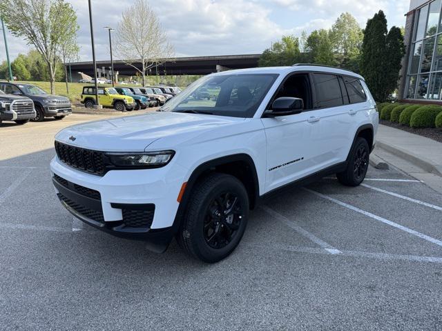 2025 Jeep Grand Cherokee GRAND CHEROKEE L ALTITUDE X 4X4
