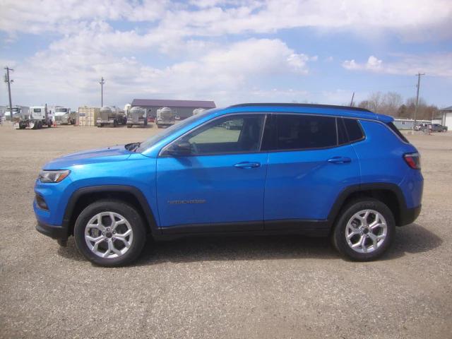 2025 Jeep Compass COMPASS LATITUDE 4X4 2025 Jeep Compass COMPASS LATITUDE 4X4