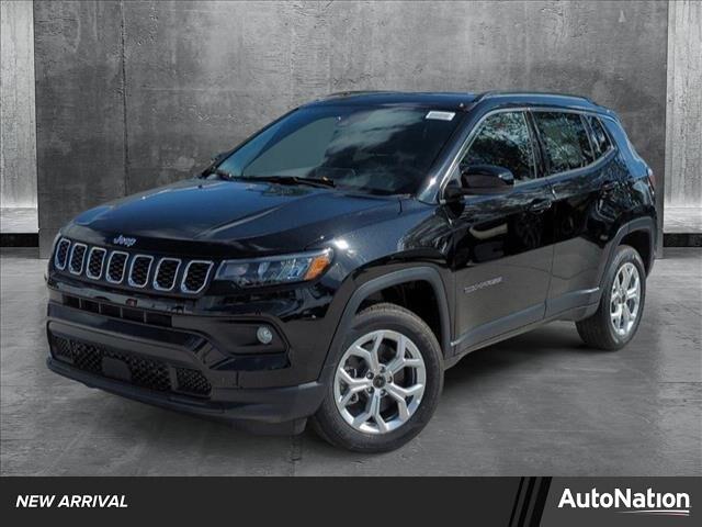 2025 Jeep Compass COMPASS LATITUDE 4X4