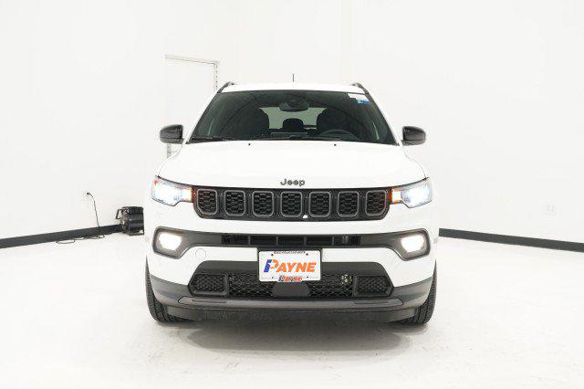 2025 Jeep Compass COMPASS LATITUDE 4X4