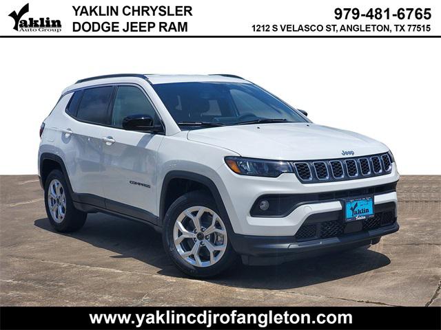 2025 Jeep Compass COMPASS LATITUDE 4X4