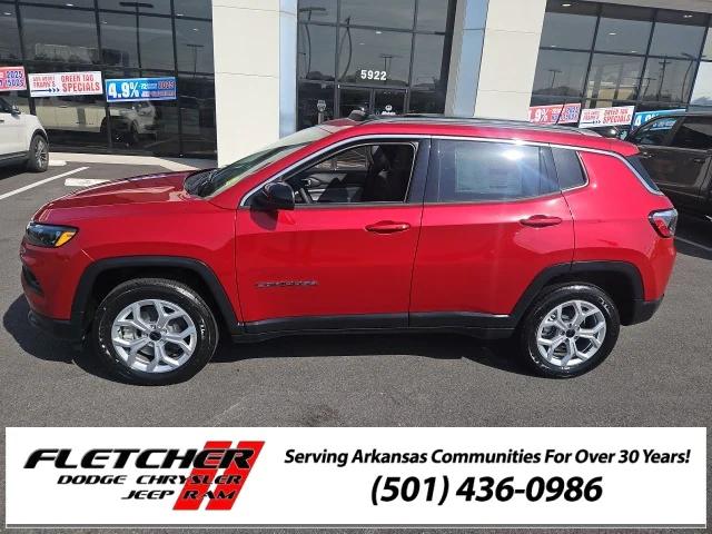 2025 Jeep Compass COMPASS LATITUDE 4X4