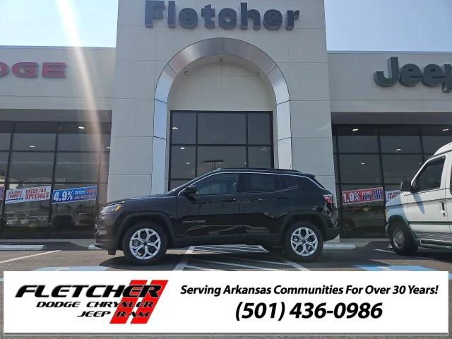 2025 Jeep Compass COMPASS LATITUDE 4X4