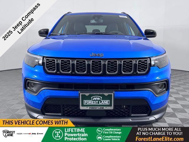2025 Jeep Compass COMPASS LATITUDE 4X4