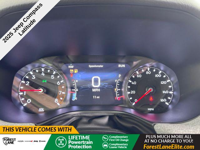 2025 Jeep Compass COMPASS LATITUDE 4X4