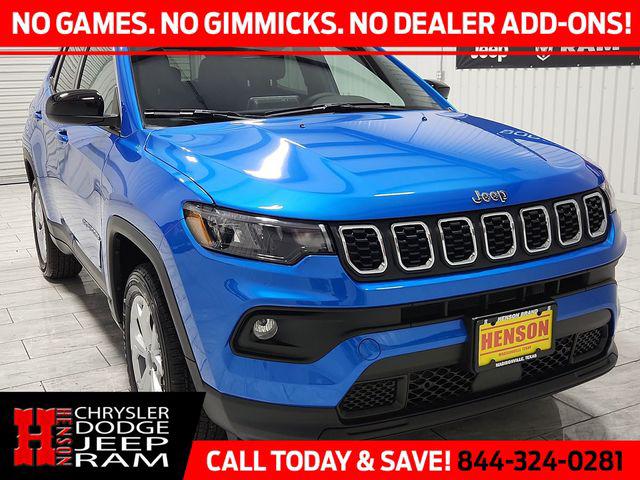 2025 Jeep Compass COMPASS LATITUDE 4X4