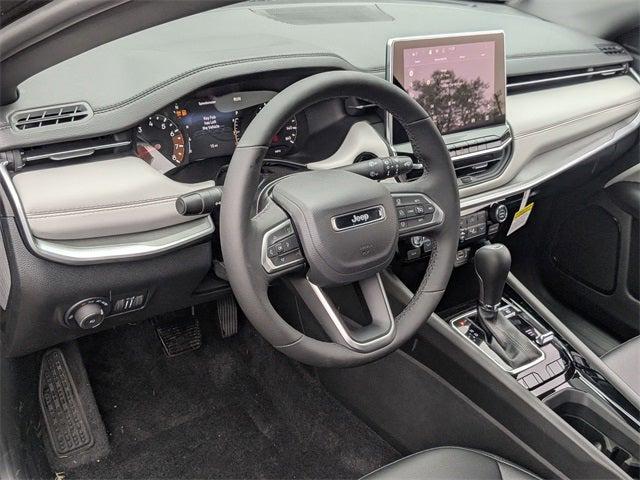 2025 Jeep Compass COMPASS LIMITED 4X4