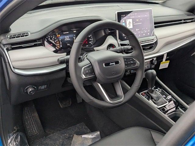 2025 Jeep Compass COMPASS LIMITED 4X4