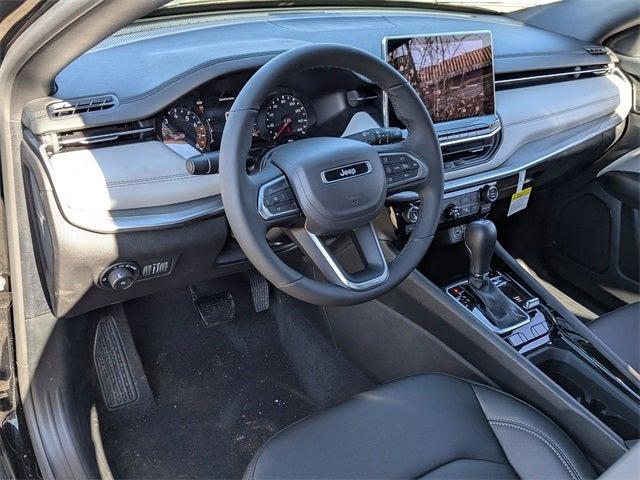 2025 Jeep Compass COMPASS LIMITED 4X4
