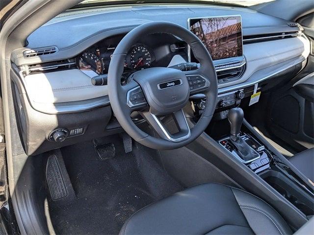 2025 Jeep Compass COMPASS LIMITED 4X4