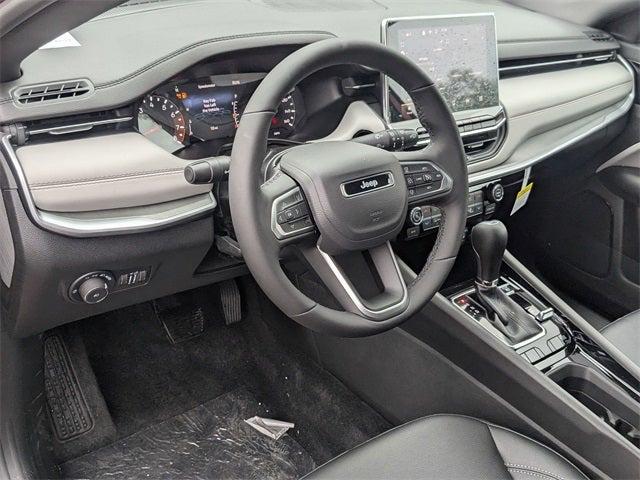 2025 Jeep Compass COMPASS LIMITED 4X4