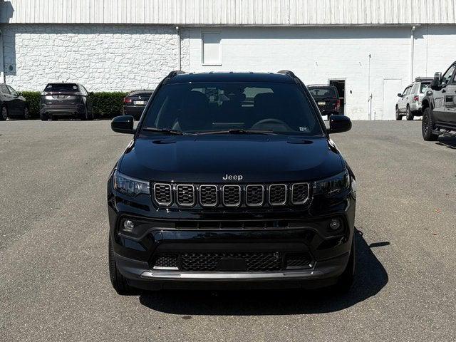 2025 Jeep Compass COMPASS LATITUDE 4X4