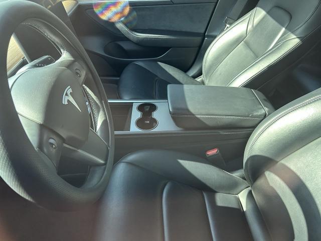 2022 Tesla Model 3 Long Range Dual Motor All-Wheel Drive