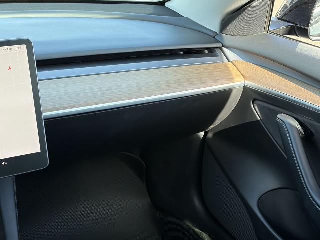 2022 Tesla Model 3 Long Range Dual Motor All-Wheel Drive