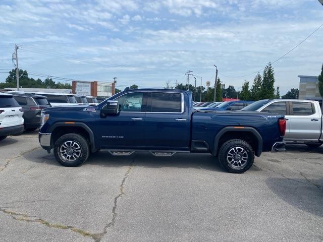 2022 GMC Sierra 2500HD 4WD Crew Cab Standard Bed SLT