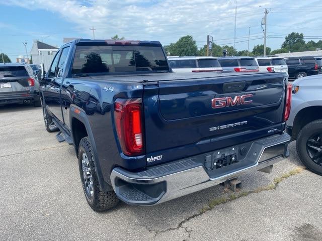 2022 GMC Sierra 2500HD 4WD Crew Cab Standard Bed SLT